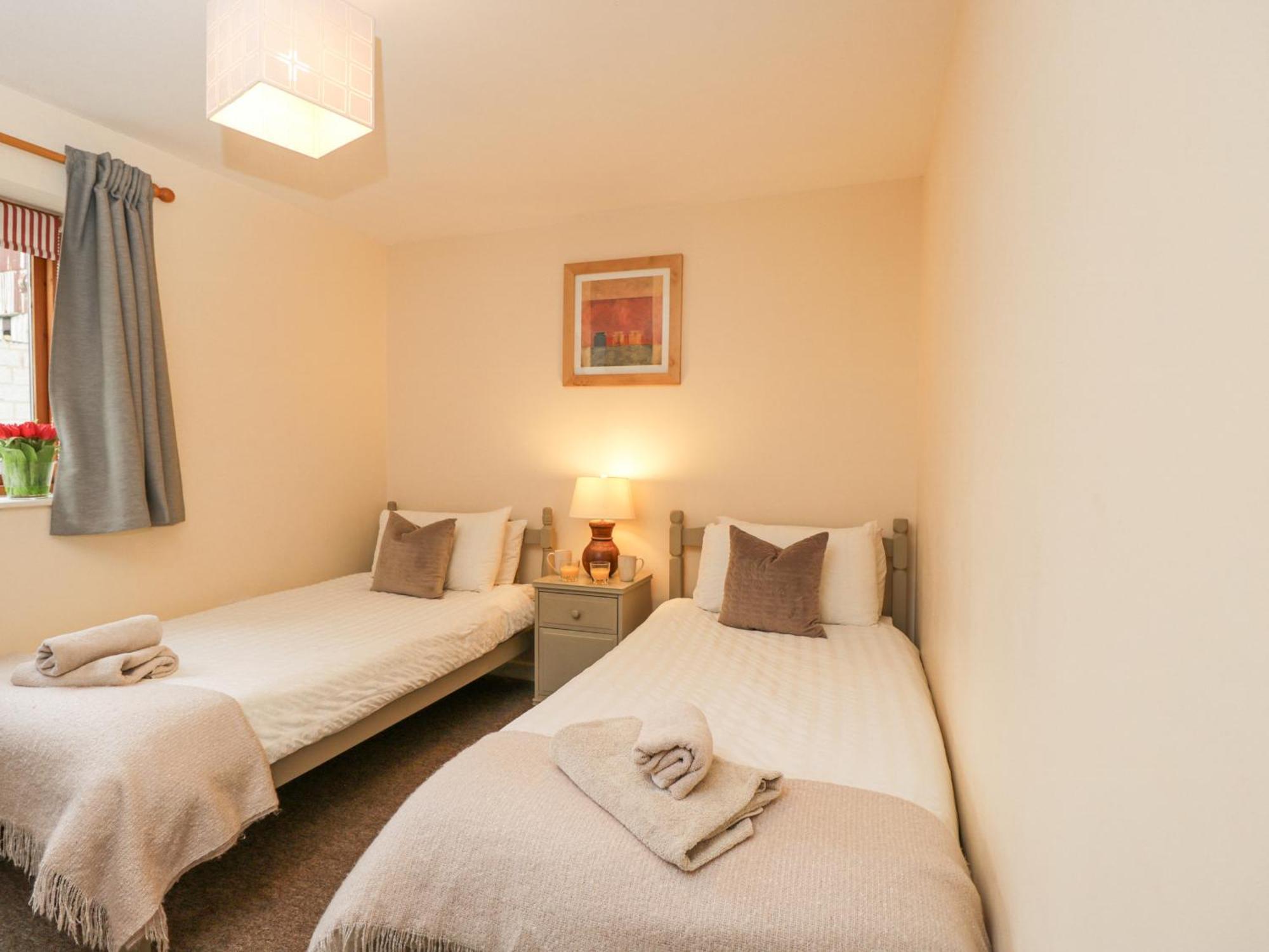 Roan Cottage Lydiard Millicent Екстериор снимка