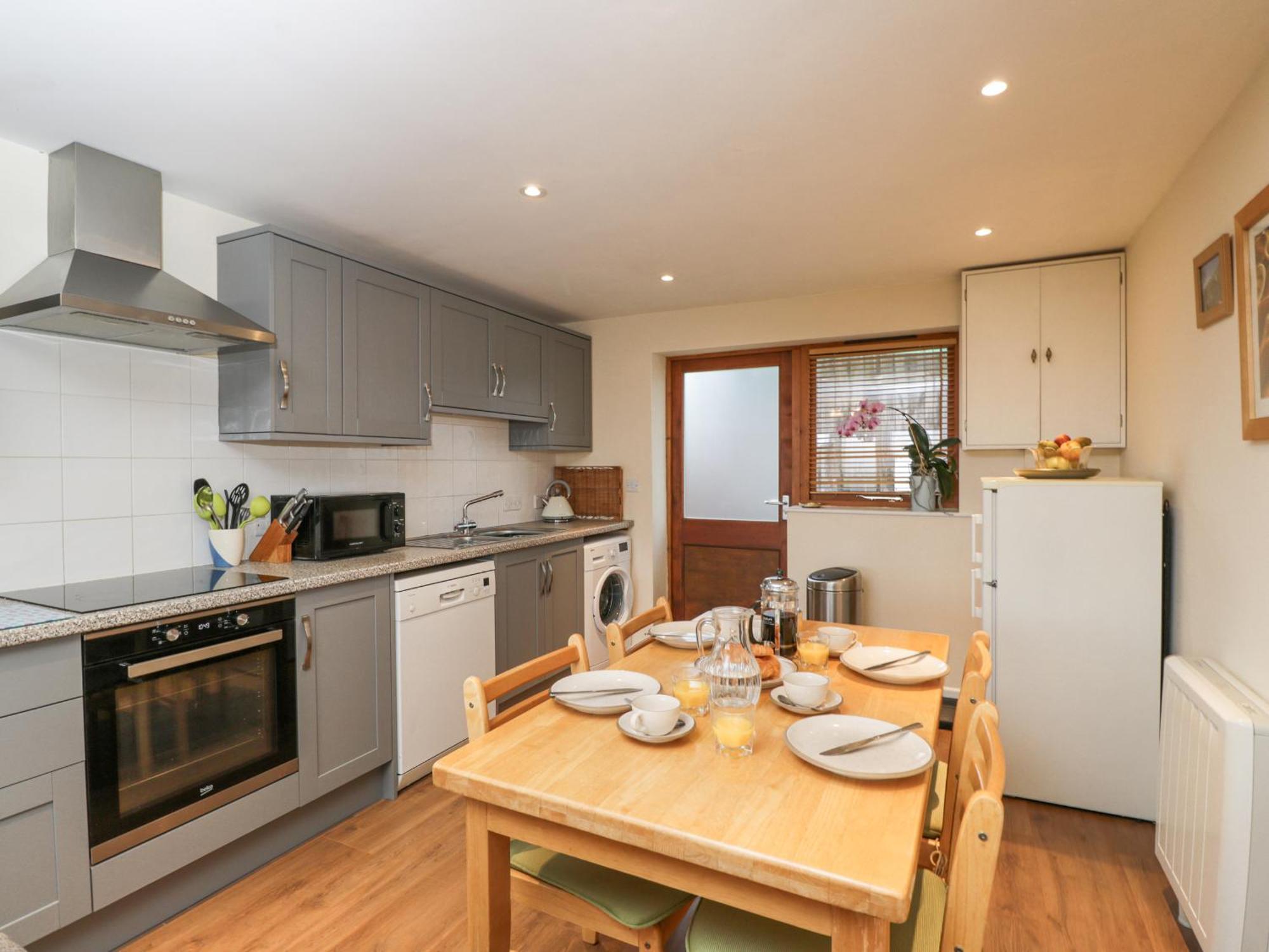 Roan Cottage Lydiard Millicent Екстериор снимка